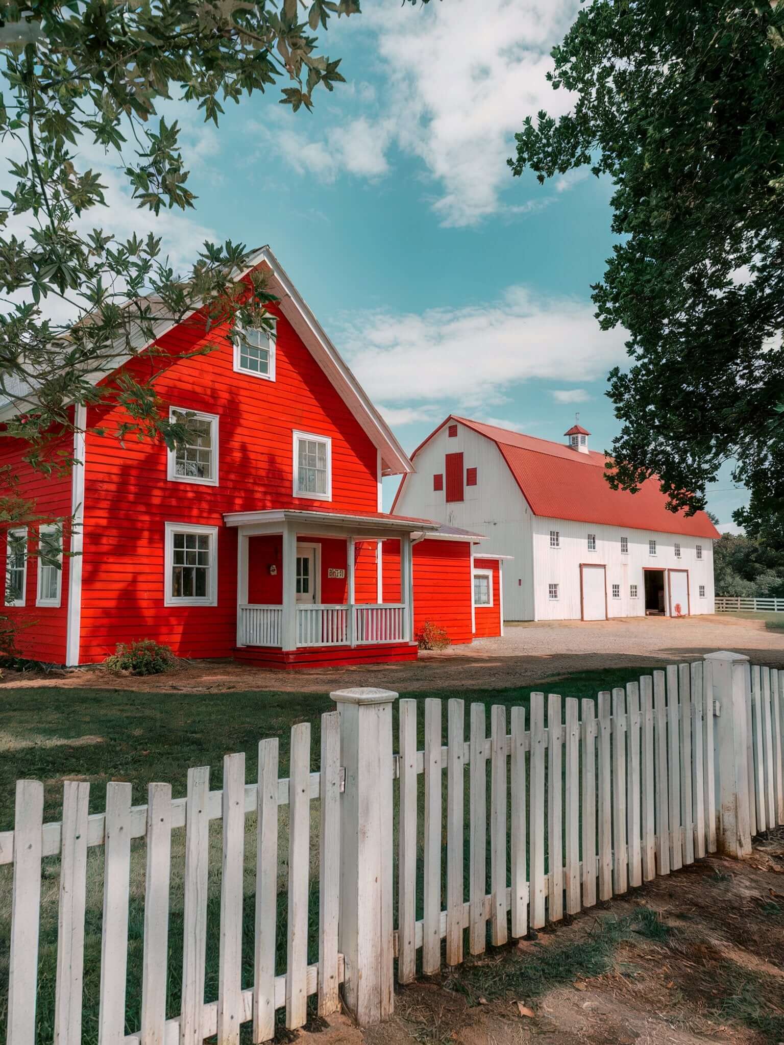The Farm House (White)